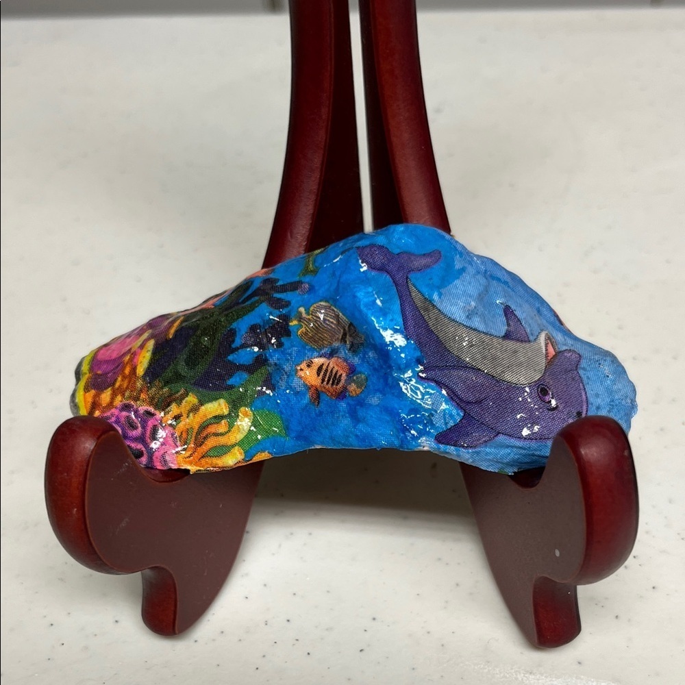 Hand Crafted Sea life Shell - Picture 3 of 11